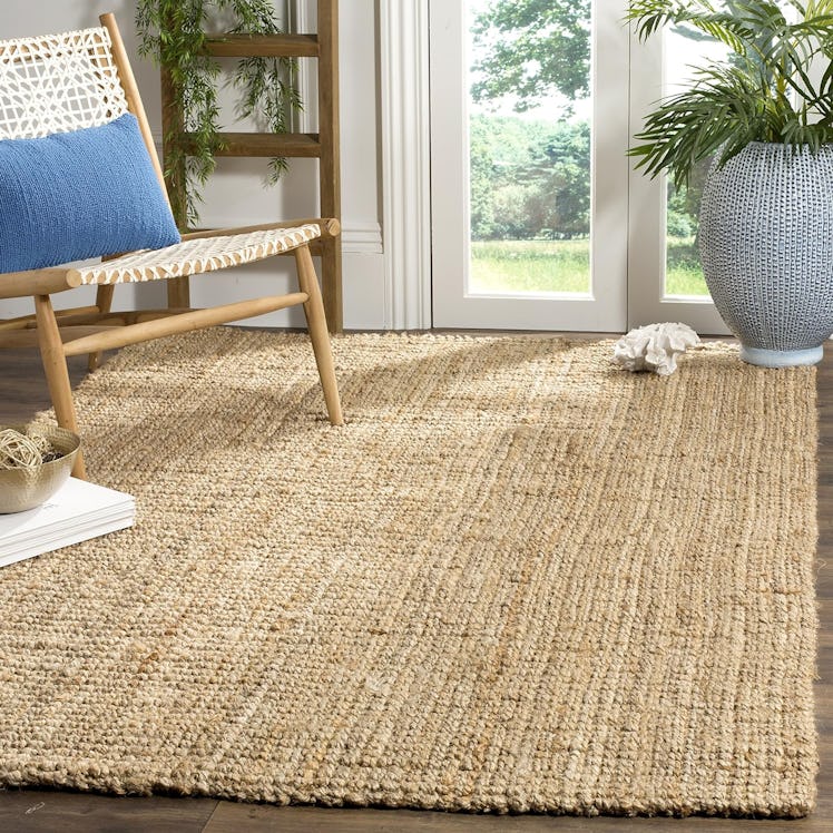 SAFAVIEH Natural Fiber Collection Accent Rug
