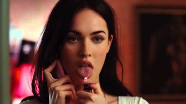 Jennifer’s Body is firmly set in its 2009 setting, flip phones and all.