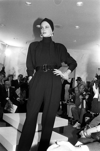 Donna Karan reminded us she's an original girl boss at the fashion awards