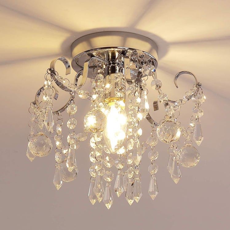Q&S Small Crystal Chandelier