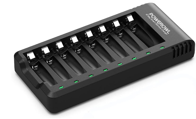 POWEROWL 8 Bay AA AAA Battery Charger