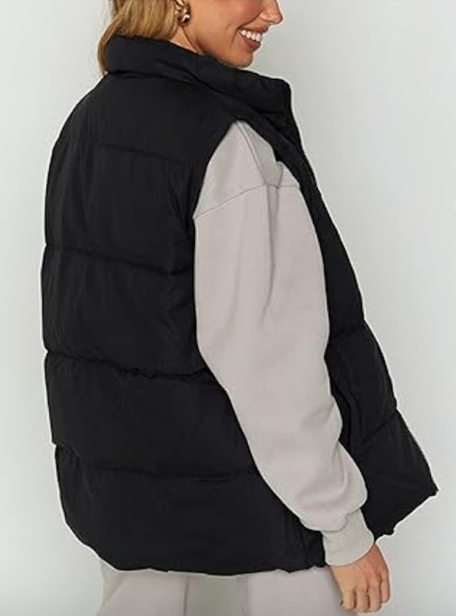 Athlisan Zip-Up Puffer Vest