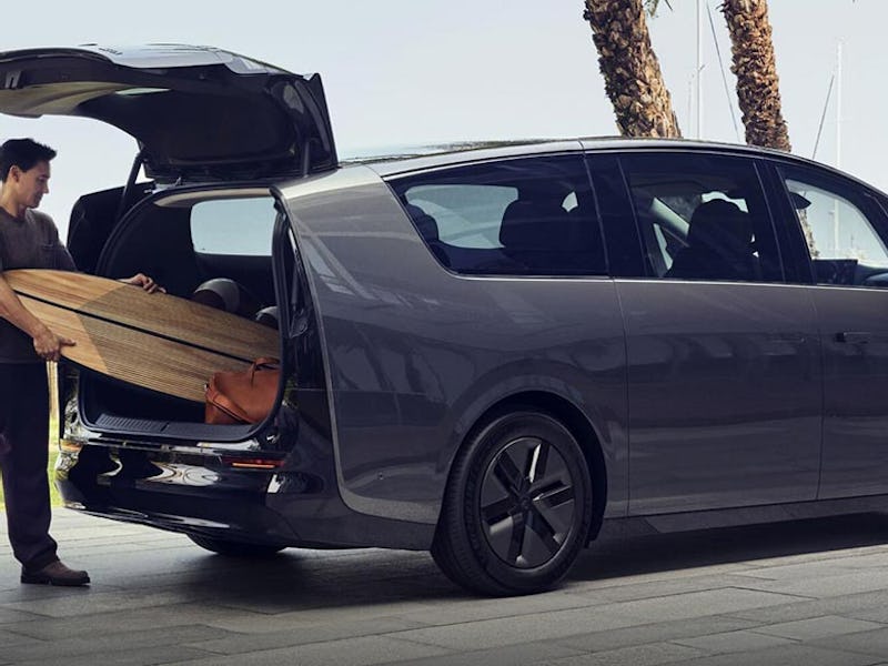 Li Auto Mega minivan