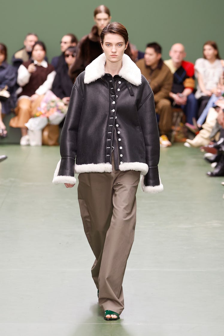 A model walks the runway during the Loewe Womenswear Fall/Winter 2024-2025 show as part of Paris Fas...