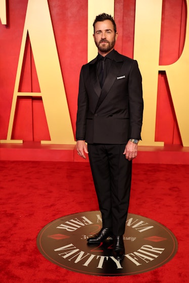 Justin Theroux, Wallis Annenberg'de Radhika Jones'un ev sahipliği yaptığı Vanity Fair Oscar Partisi 2024'e katılıyor...
