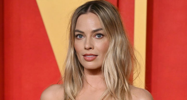 Margot Robbie's 2024 Oscars AfterParty Look Included Zero Pants