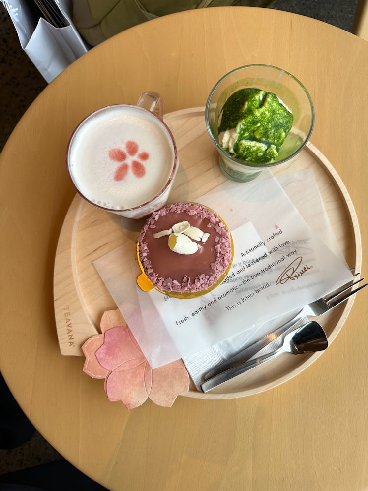 Tokyo Starbucks Reserve Roastery's spring sakura drinks