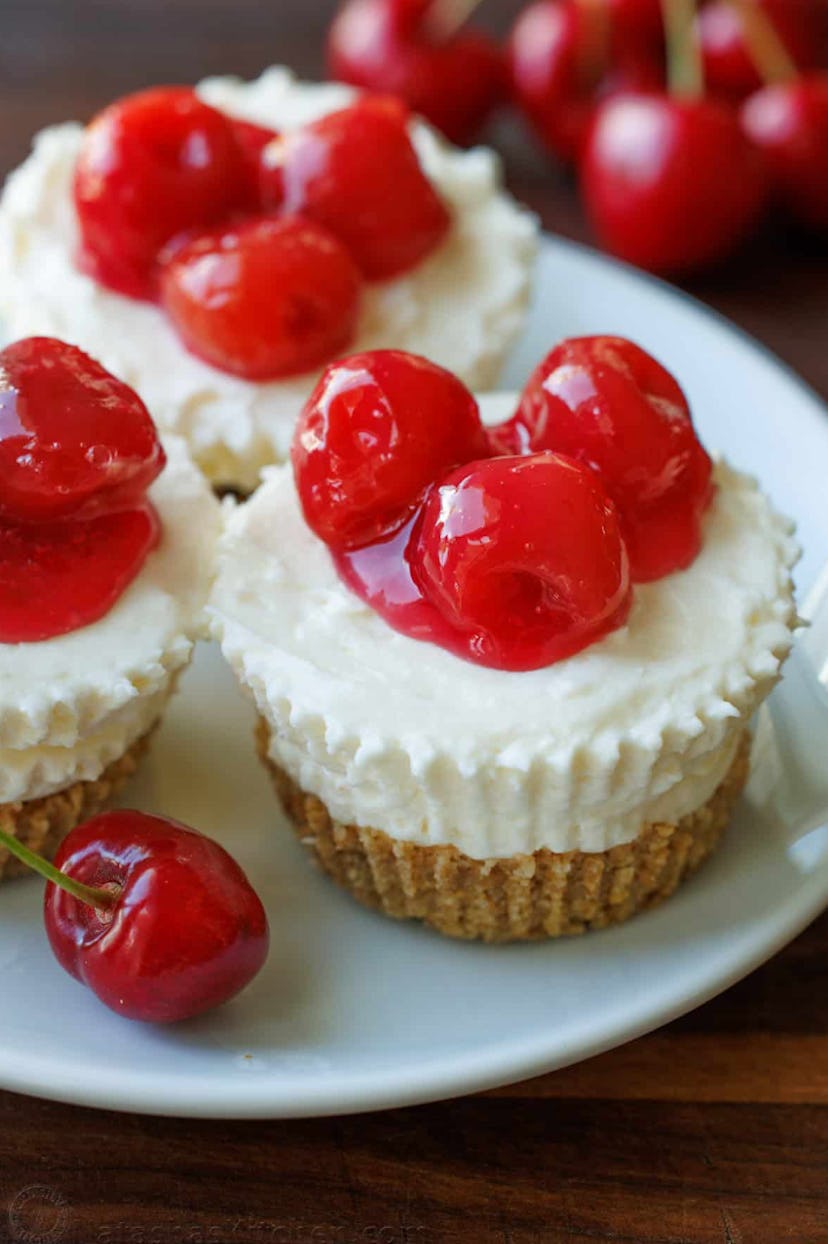 No-bake mini cheesecakes are one of the best make-ahead Easter desserts.