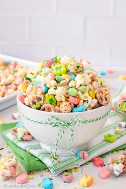lucky charms popcorn