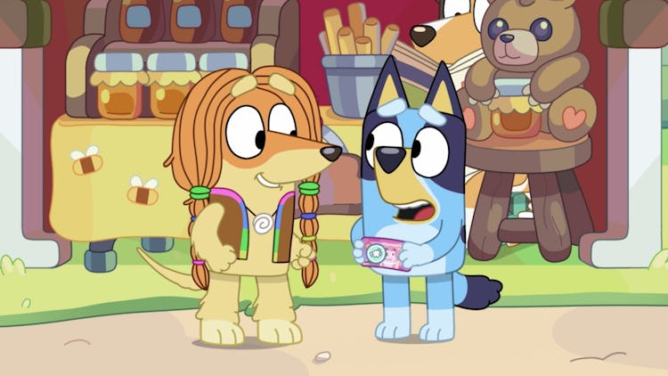 Indie and Bluey get together in "Markets."