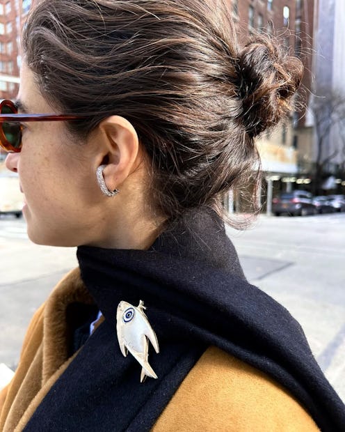 Brooch trend