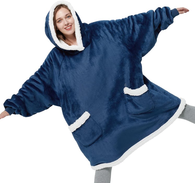 Bedsure Wearable Blanket Hoodie