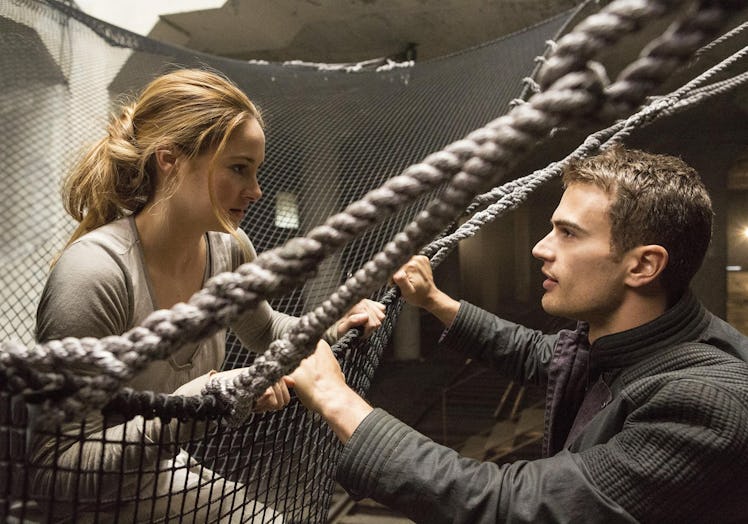 Shailene Woodley and Theo James in Divergent