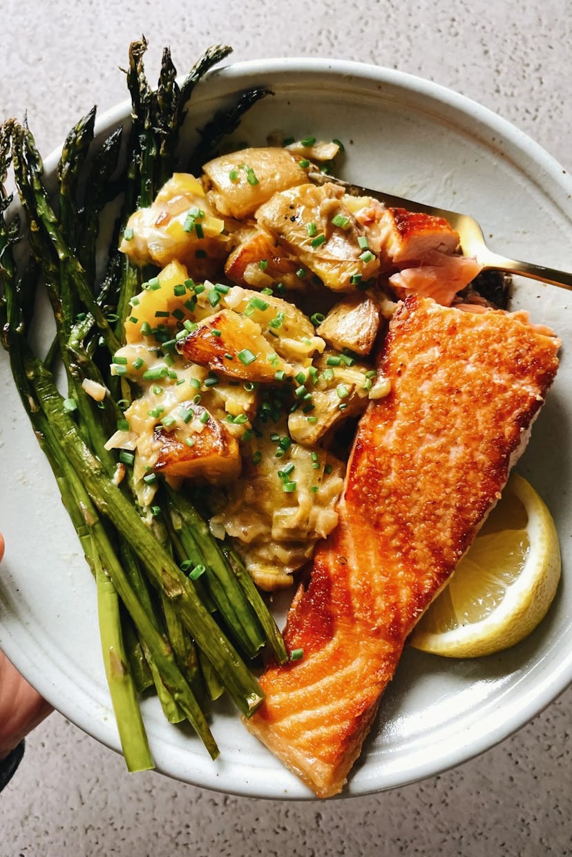 spring salmon with leeks