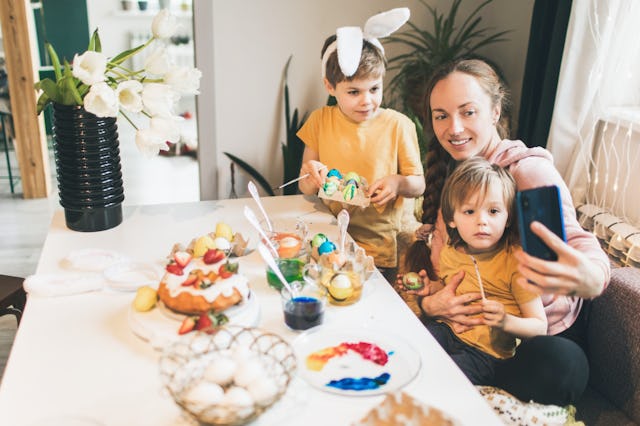 A mom with two kids calls the Easter Bunny.