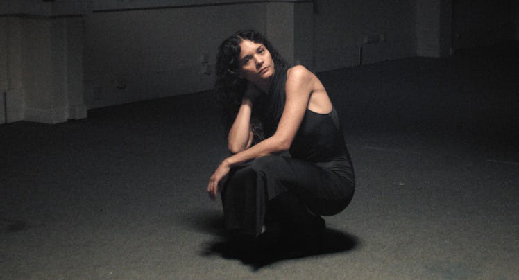 A still from the "Ex-Girlfriend" music video.