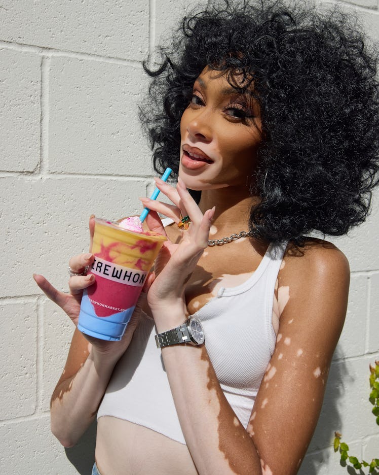 Winnie Harlow's Island Glow Smoothie at Erewhon has ingredients like sea moss for your skin.
