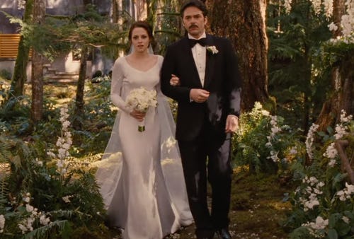 Kristen Stewart&rsquo;s &lsquo;Twilight&rsquo; wedding dress remains a favorite of hers.