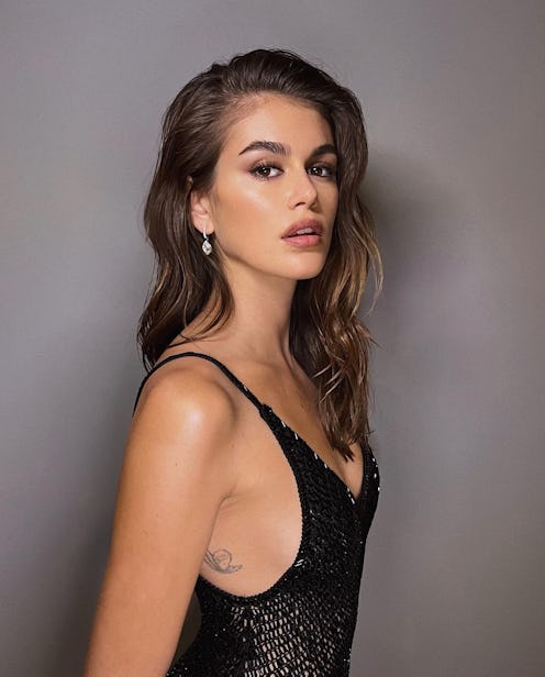 Kaia Gerber side part