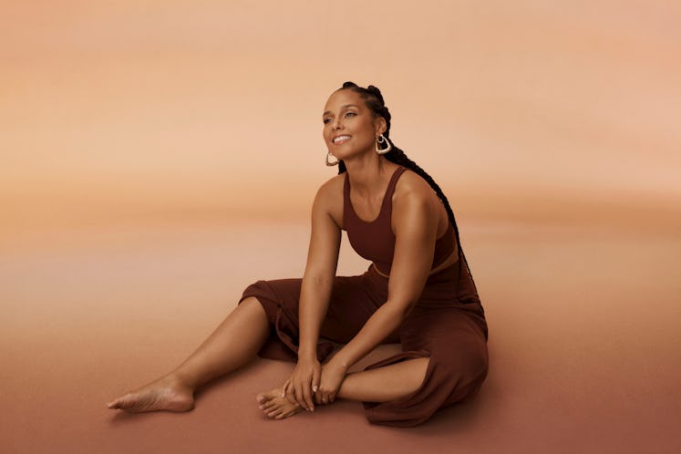 Alicia Keys shares the life lessons she wish she knew at 21 after Athleta collection launch.