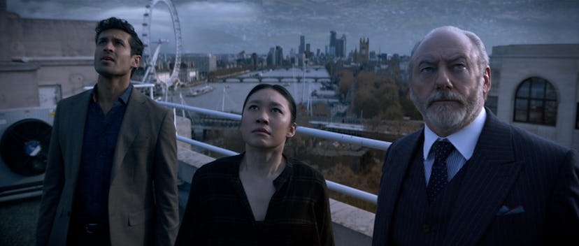 Saamer Usmani as Raj Varma, Jess Hong as Jin Cheng, Liam Cunningham as Wade on ‘3 Body Problem.’ Pho…