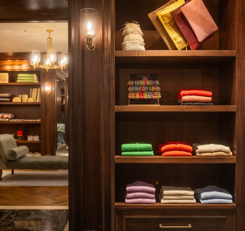 hotels with shopping boutiques 