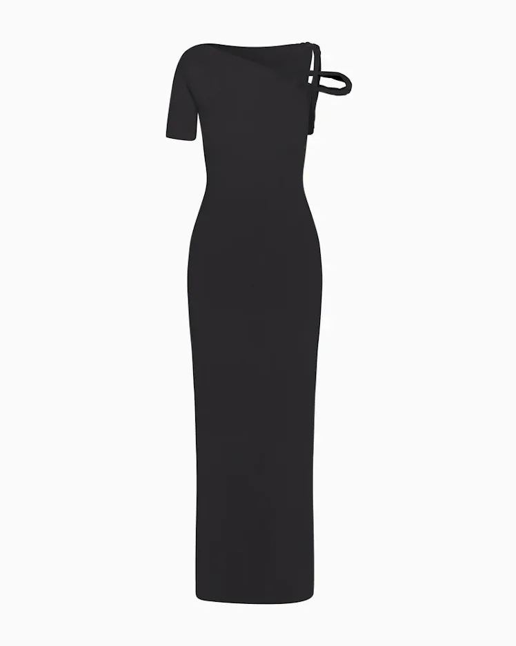 Khy Mesh Stretch Twist Maxi Vs. SKIMS Lounge Dress: A Comparison Khy Mesh Stretch Twist Maxi Vs. SKIMS Lounge Dress: A Comparison