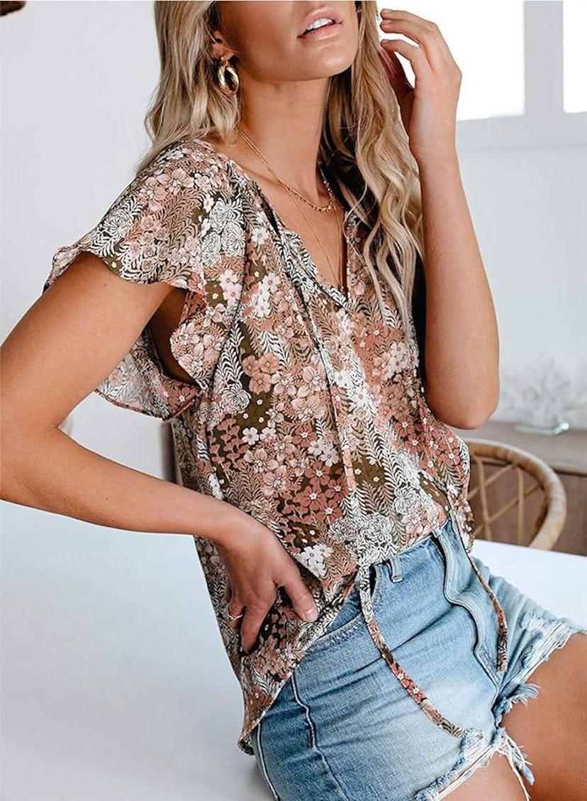 Dokotoo Floral Printed V-Neck Top