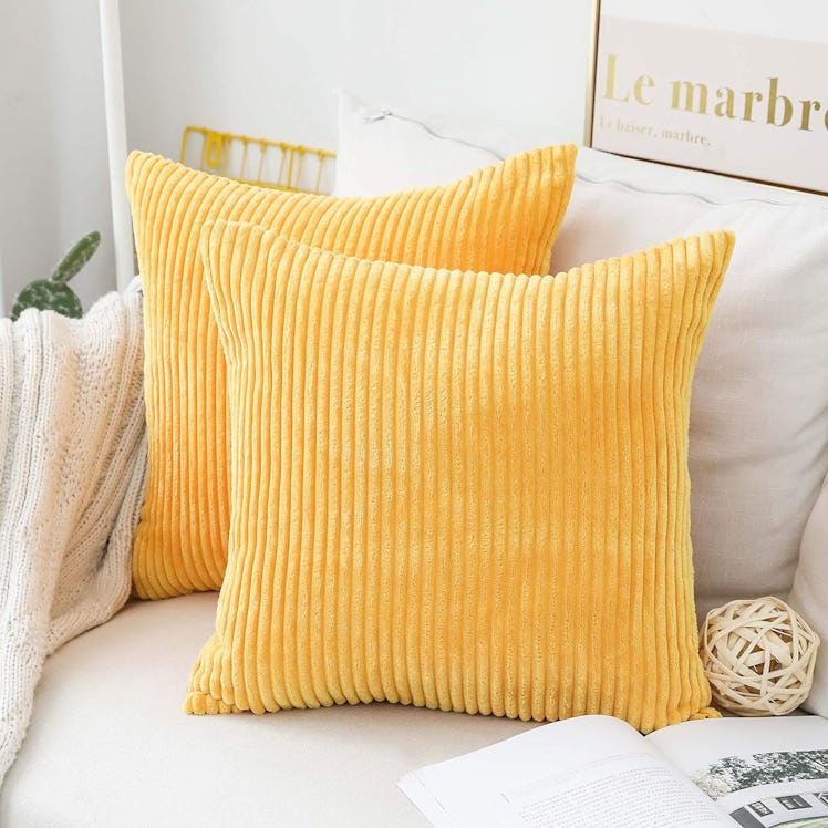 Home Brilliant Yellow Throw Pillow Covers