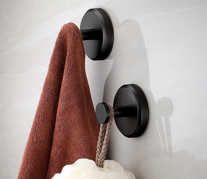 HOME SO Suction Cup Hooks for Shower (2-Pack)
