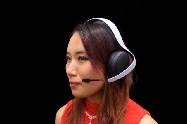Inverse Deputy Gaming Editor Shannon Liao wearing the Sony PlayStation Pulse Elite Wireless Headset