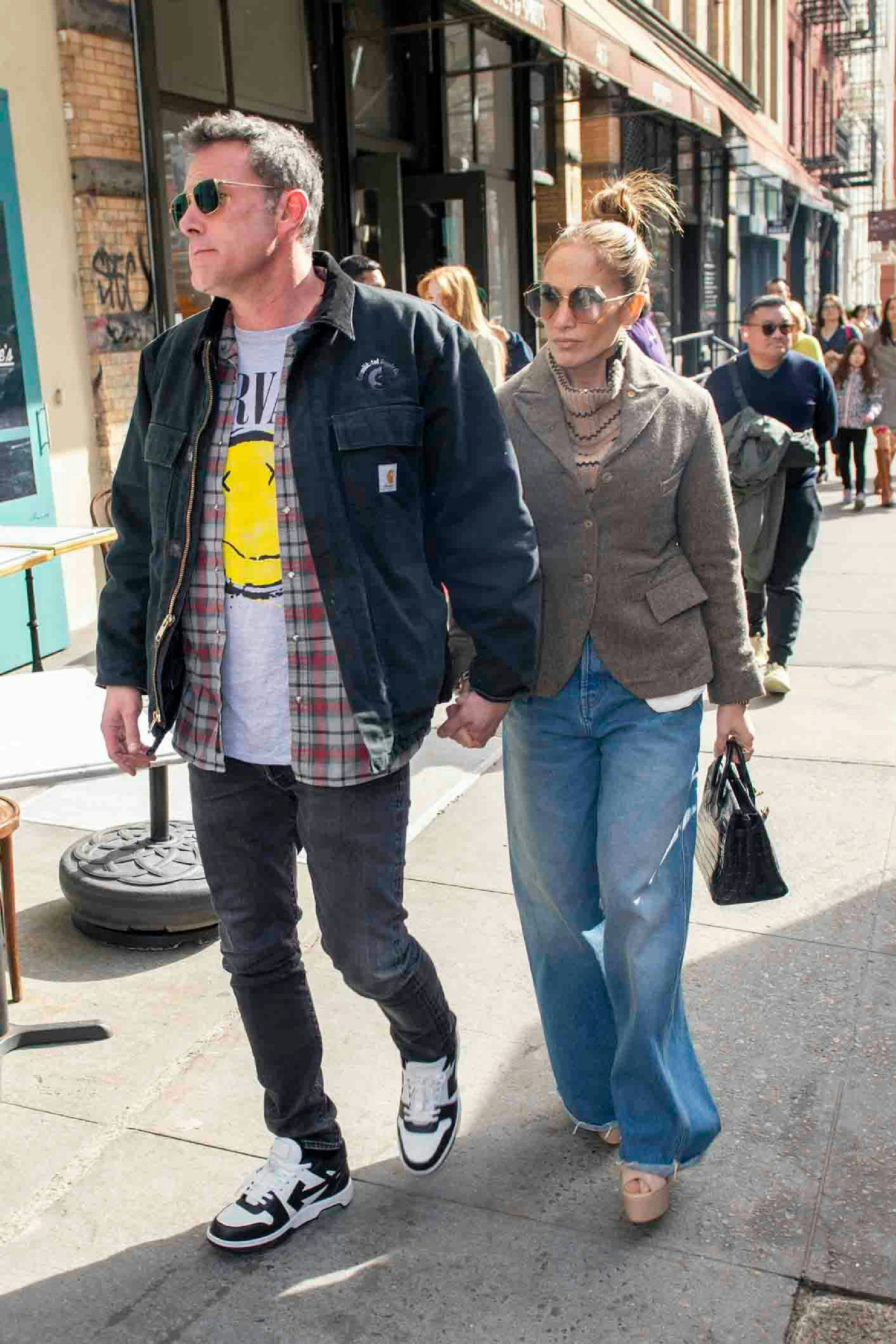 Jennifer Lopez & Ben Affleck Do His-and-Hers Denim For Lunch Date in New  York