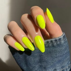 neon yellow long almond nails mainure