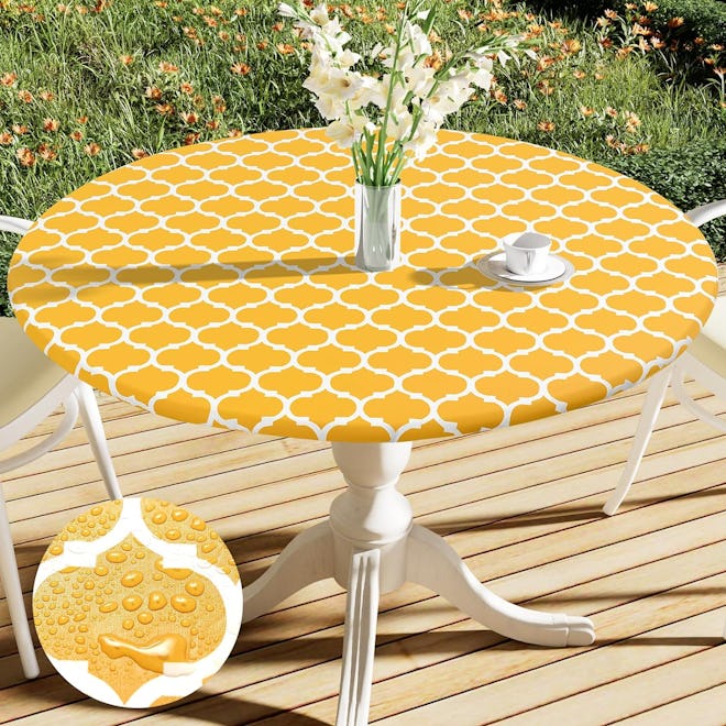 smiry Round Picnic Tablecloth