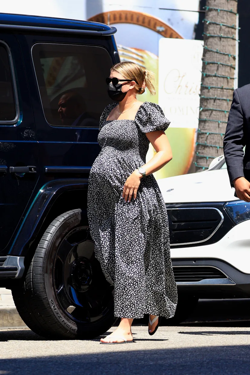 Sofia Richie Grainge's Floral Maxi Dress Is Especially Bump-Friendly Sofia Richie Grainge's Floral Maxi Dress Is Especially Bump-Friendly