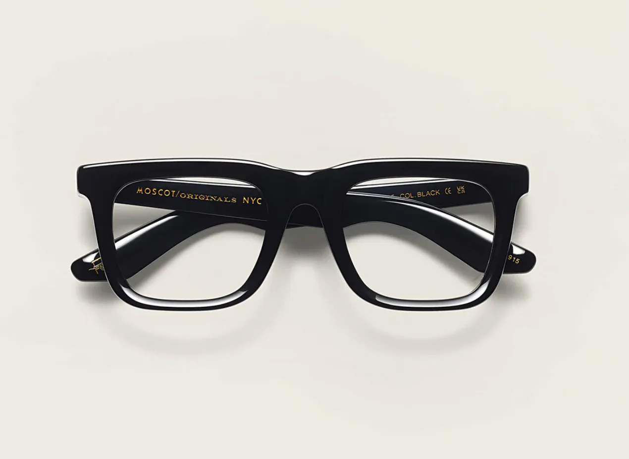 Reese Witherspoon's Glasses Are Her Go-To Spring Accessory