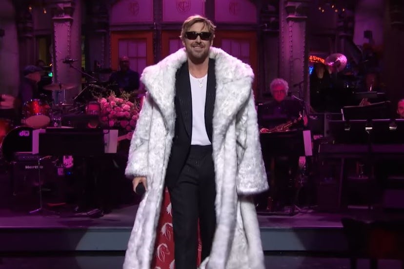 Ryan Gosling performs a Ken-inspired cover of Taylor Swift's "All Too Well" on 'SNL.'
