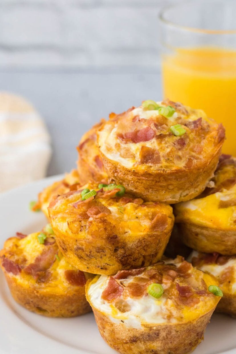 Bacon, egg, and cheese bites are an easy toddler lunch idea.
