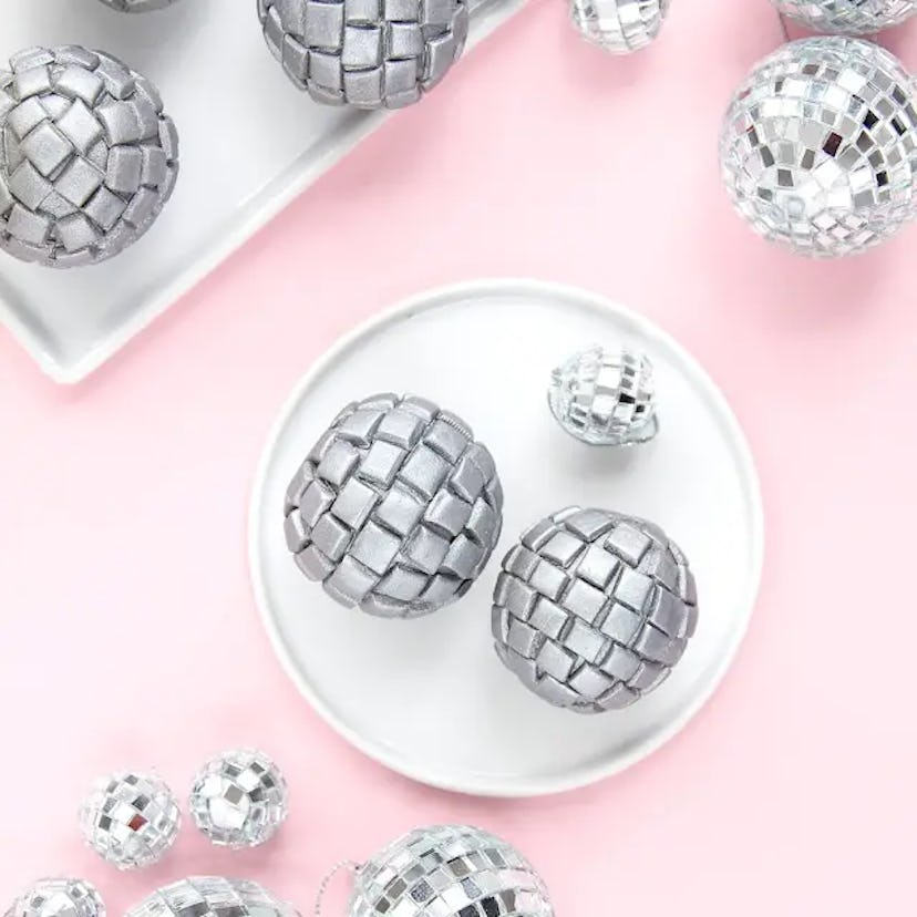 13 Taylor Swift Party Food Ideas For Birthdays, Album Releases, & More