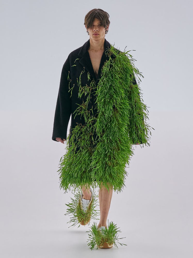 A look from Loewe’s spring/summer 2023 menswear collection. 