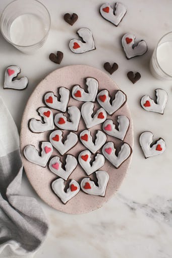 13 Taylor Swift Party Food Ideas For Birthdays, Album Releases, & More