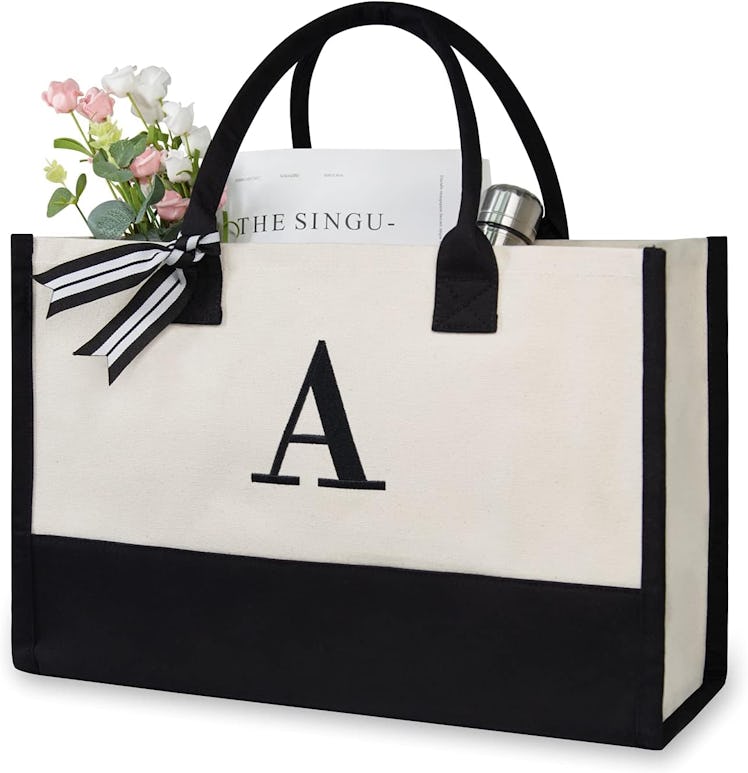 TOPDesign Embroidery Initial Canvas Tote Bag