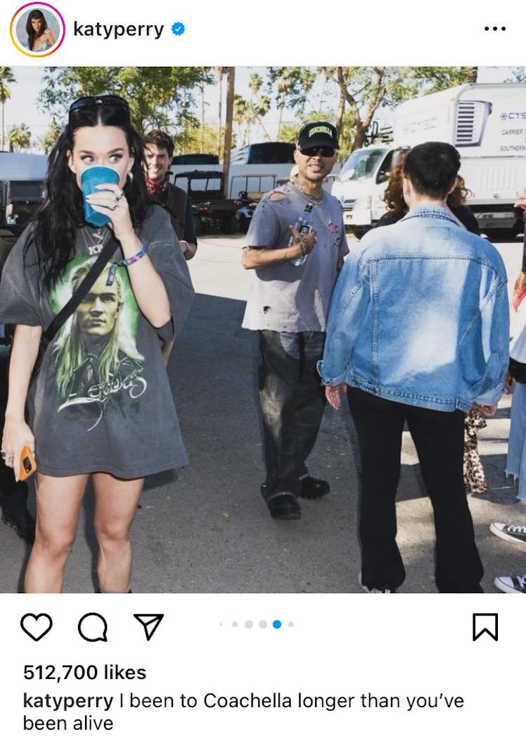 Katy Perry wore a Legolas shirt to Coachella, and showed it to Orlando Bloom.