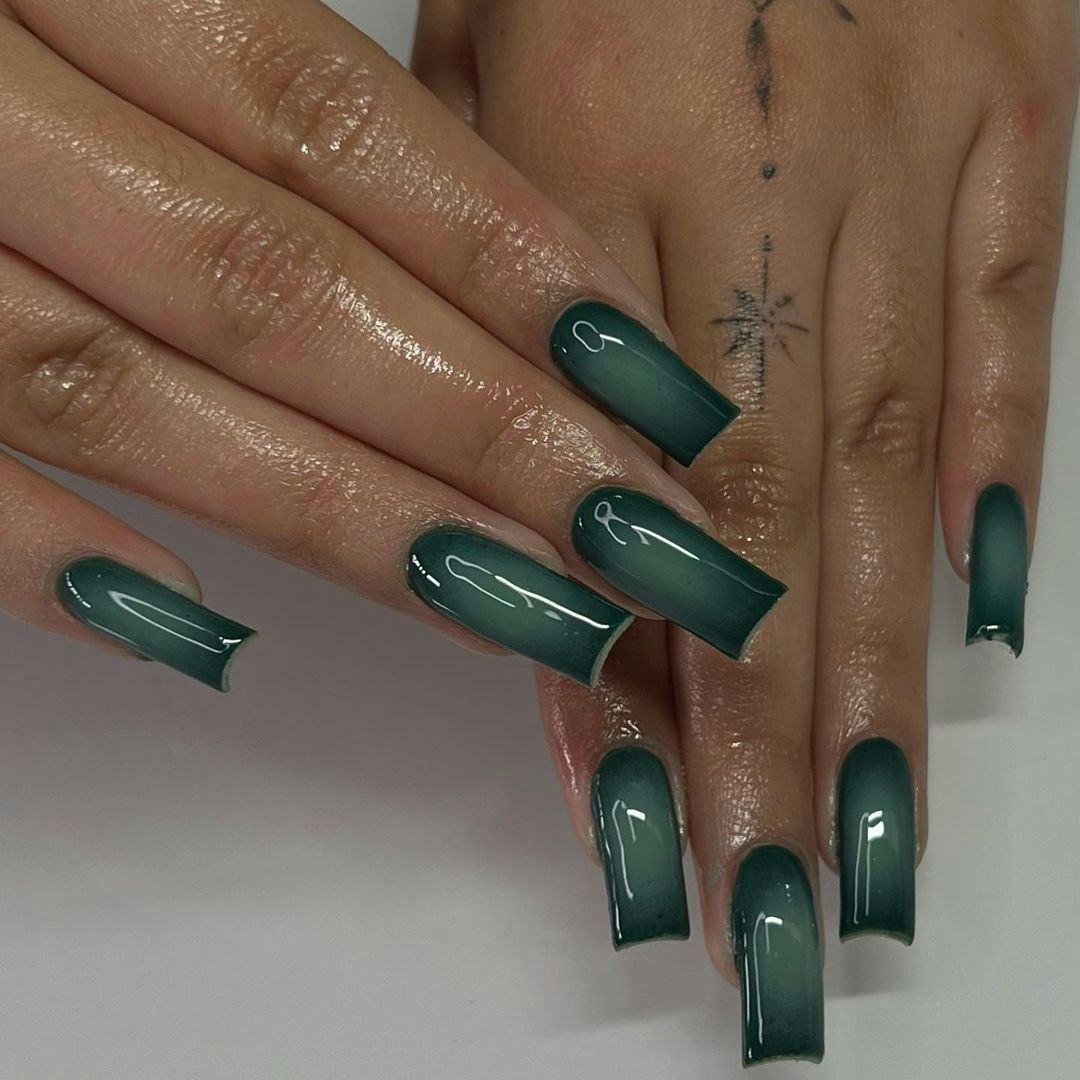 Try green aura nails for Taurus season 2024.