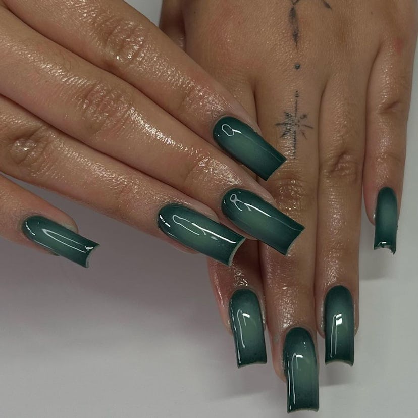 Try green aura nails for Taurus season 2024.