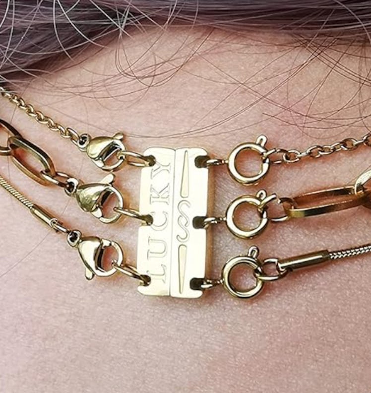 OHINGLT Lucky Necklace Layering Clasps