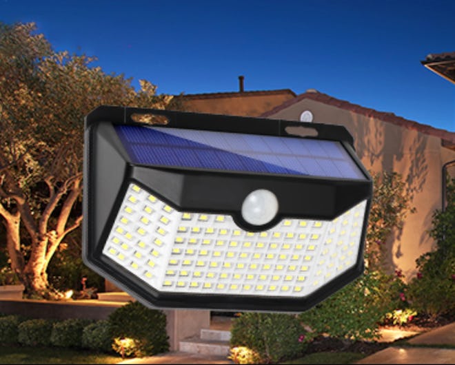 HMCITY Motion Sensor Solar Lights (2-Pack)