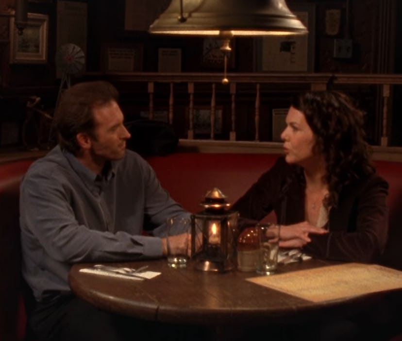 Luke and Lorelai on ‘Gilmore Girls.’ Screenshot via Netflix