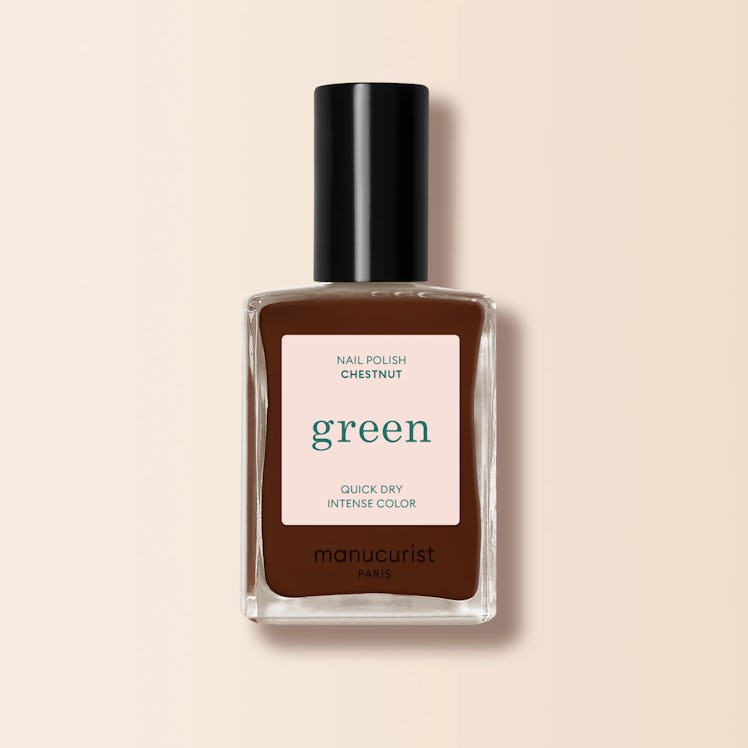 Green Natural Nail Polish in Chestnut
