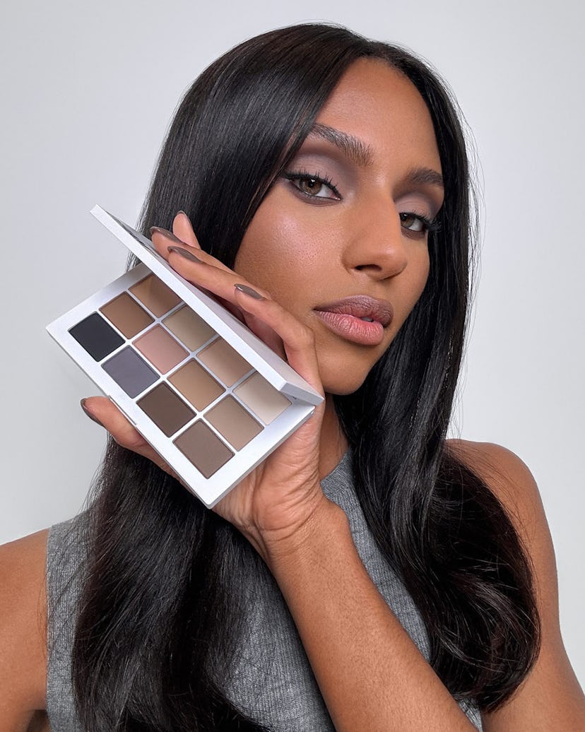 أكبر صيحات الماكياج لصيف 2024 غير متوقعة، لكنها ساحرة للغاية مكياج صيف 2024